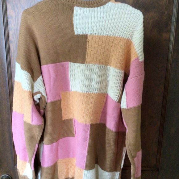 Last One Show Me Your MuMu Ember Tunic Sweater in Uneven Patchwork Knit various - Picture 8 of 9